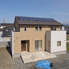 太陽光発電パネルとは?太陽光発電システムとは?発電→使う→売るの仕組みを理解しようの画像