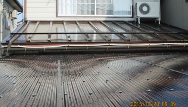金属屋根塗装＆ポリカ屋根貼替
