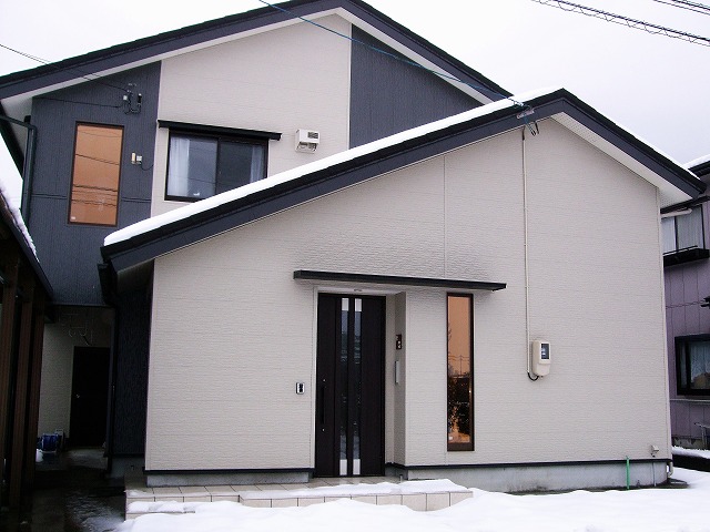 外壁材 金属サイディング はる 一番 の特徴と人気柄ベスト３ 住まいるオスカーのリフォーム