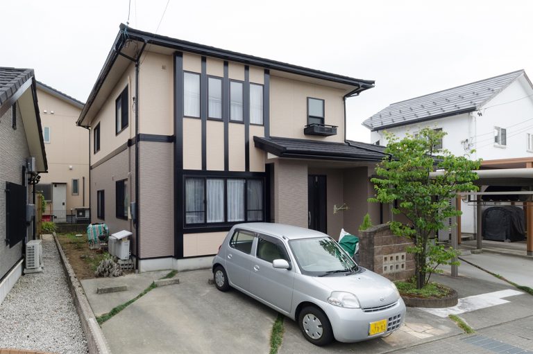 新築当時の美しさを。築15年、屋根・外壁塗装工事。