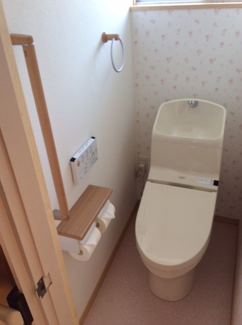 簡易洋式トイレから快適な洋式トイレに改装