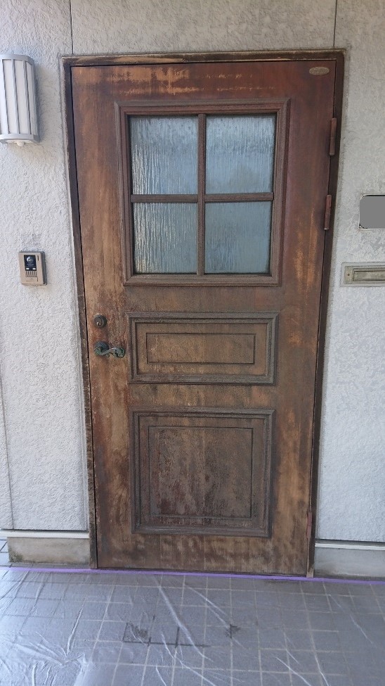 木製玄関ドア(スゥエドア)塗装工事