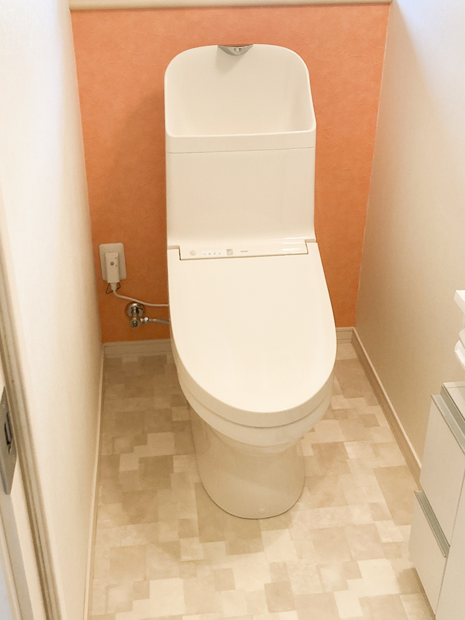 トイレ入替え工事 床クッションフロアも貼り替え