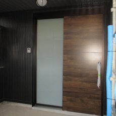 手狭になったキッチンを移設し外壁工事も含めた複合工事の画像