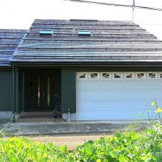 傷んだ外壁をリニューアル、高耐久次世代ガルバリウム銅板重ね張り工事！！の画像