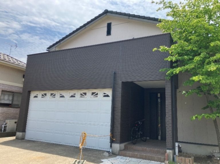 ガレージ天井に雨漏り！？原因はバルコニー防水の劣化でした。（外壁張り替え・バルコニー床防水改修工事）