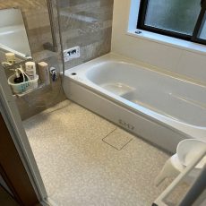 白山市でシステムバス入替工事の画像